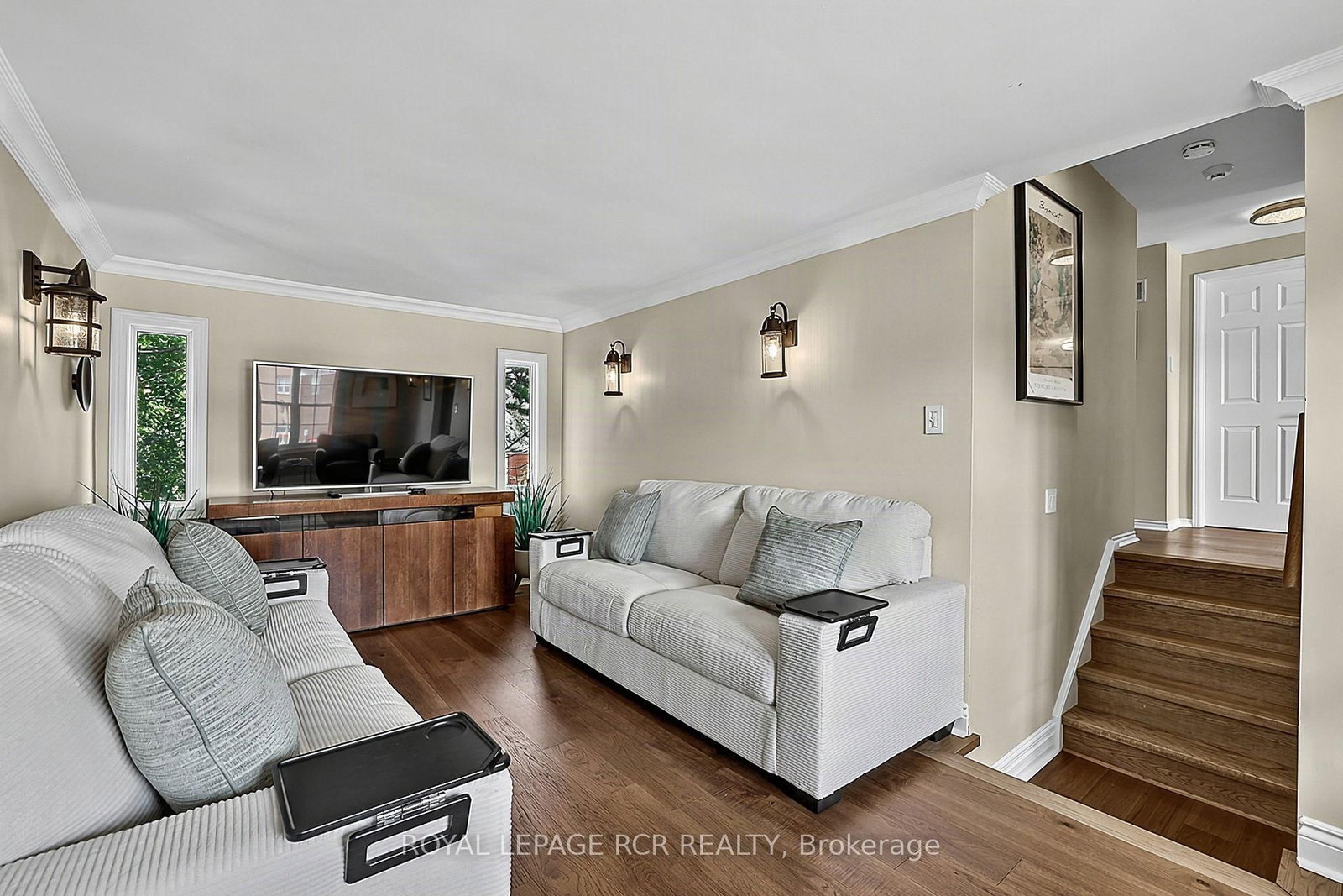 411 Butler Court • Aurora, ON photo 20