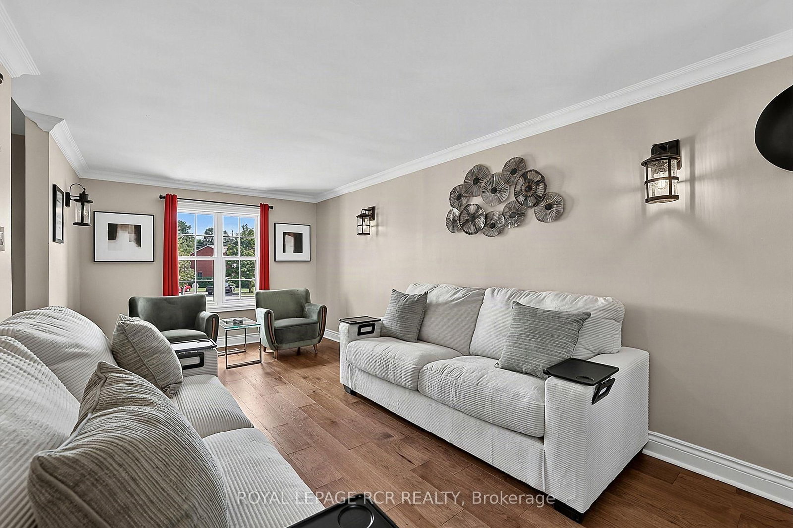 411 Butler Court • Aurora, ON photo 21