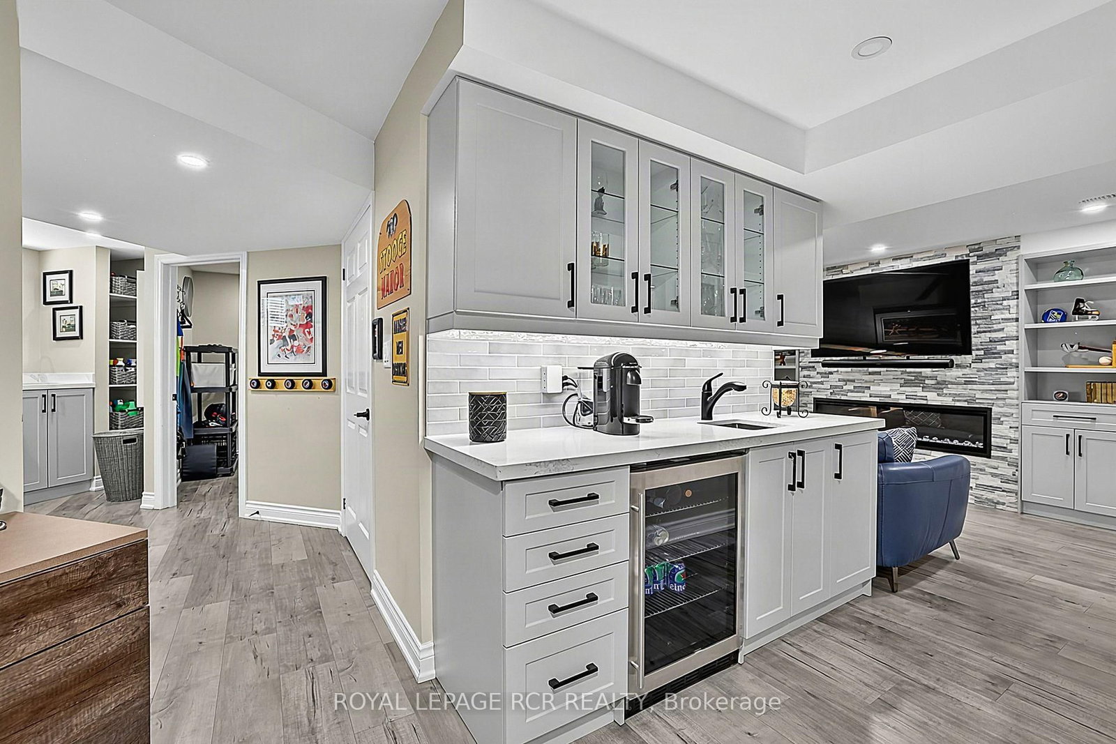 411 Butler Court • Aurora, ON photo 30