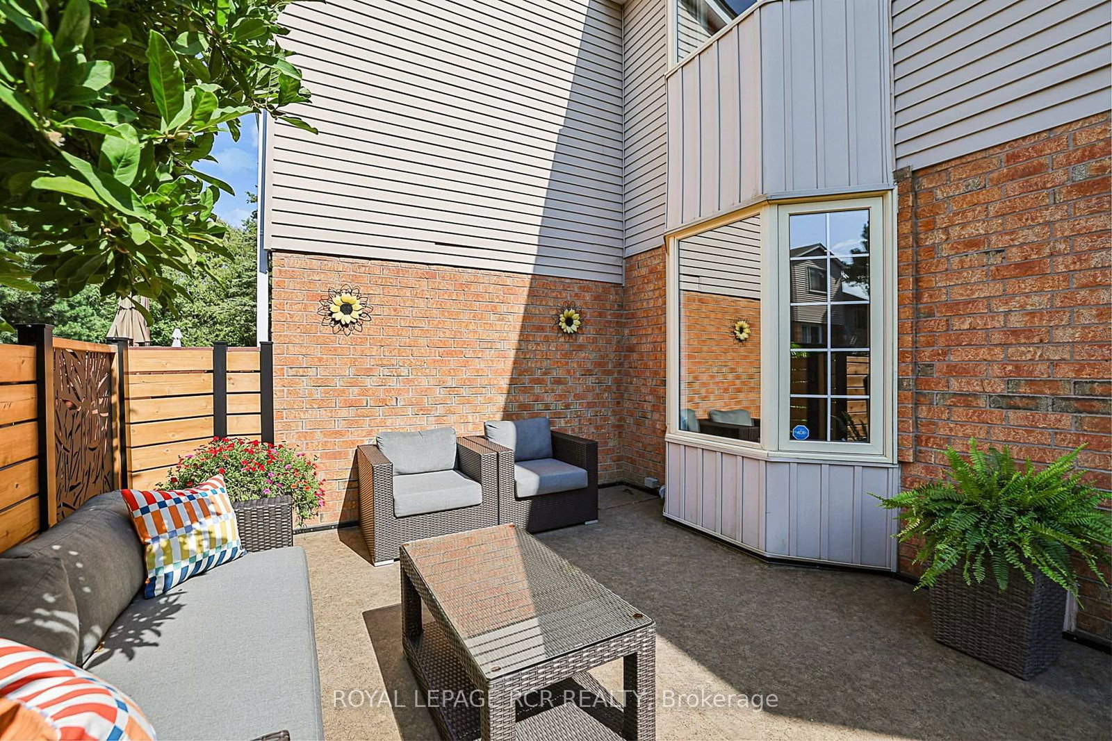 411 Butler Court • Aurora, ON photo 38
