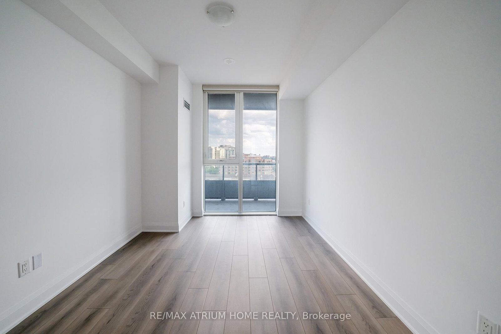 10 Gatineau Drive • #1004 • Vaughan, ON photo 13