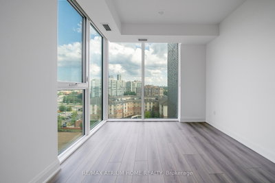 10 Gatineau Drive • #1004 • Vaughan, ON photo 8