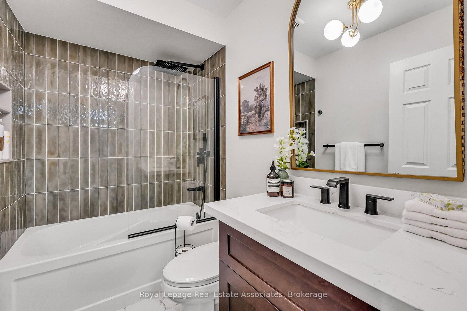 8 Prestwick Avenue • Vaughan, ON photo 26