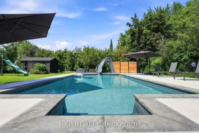 30 Brule Lakeway • Georgina, ON photo 2