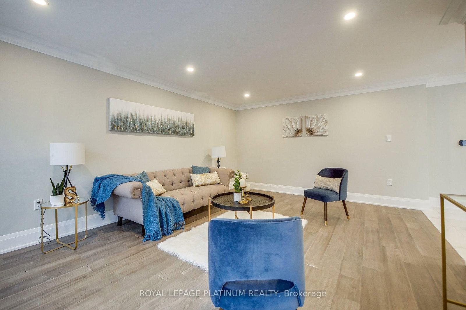 16 Bridgend Court S • Vaughan, ON photo 11