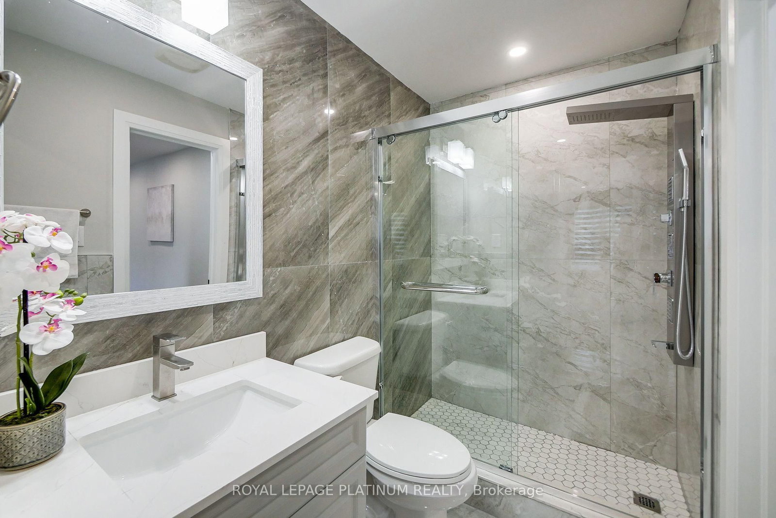 16 Bridgend Court S • Vaughan, ON photo 33