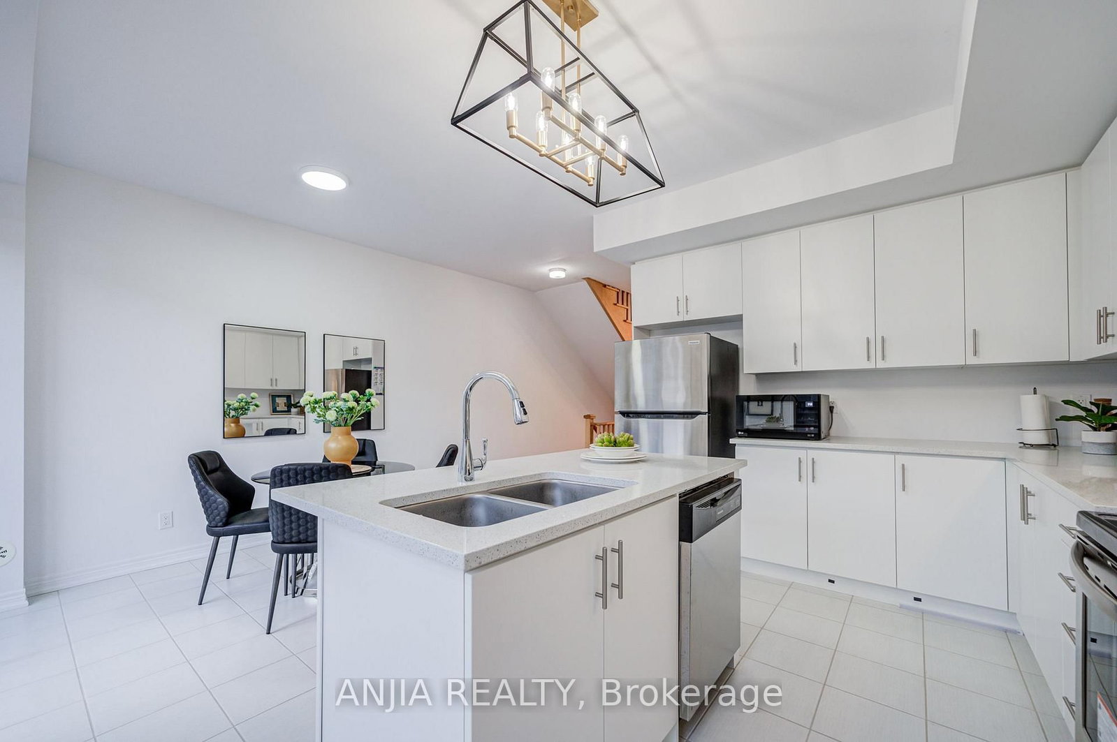 11794 Tenth Line • Whitchurch-Stouffville, ON photo 21