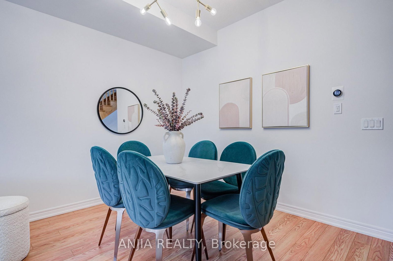 11794 Tenth Line • Whitchurch-Stouffville, ON photo 7