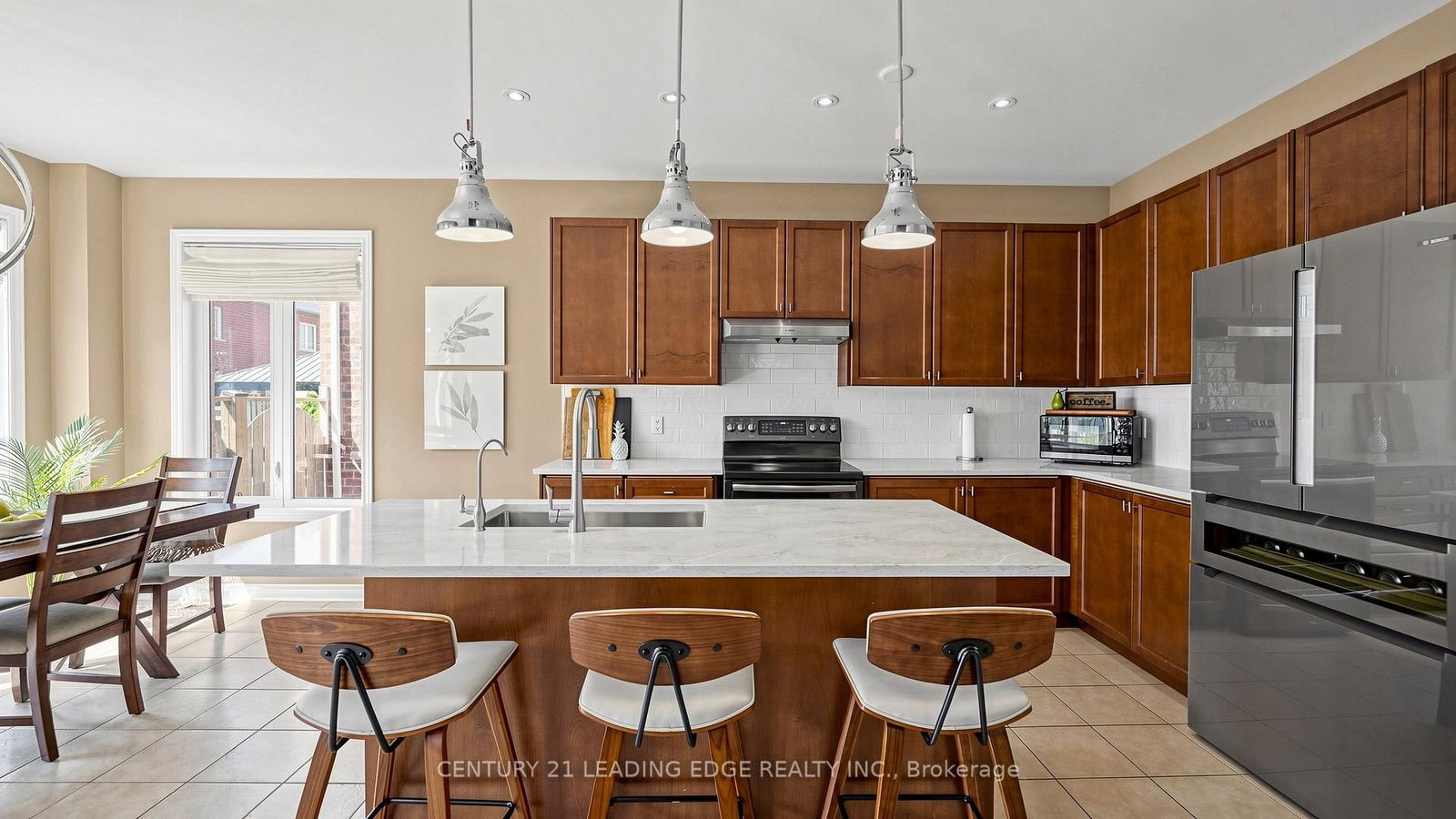 111 Waite Crescent • Whitchurch-Stouffville, ON photo 13