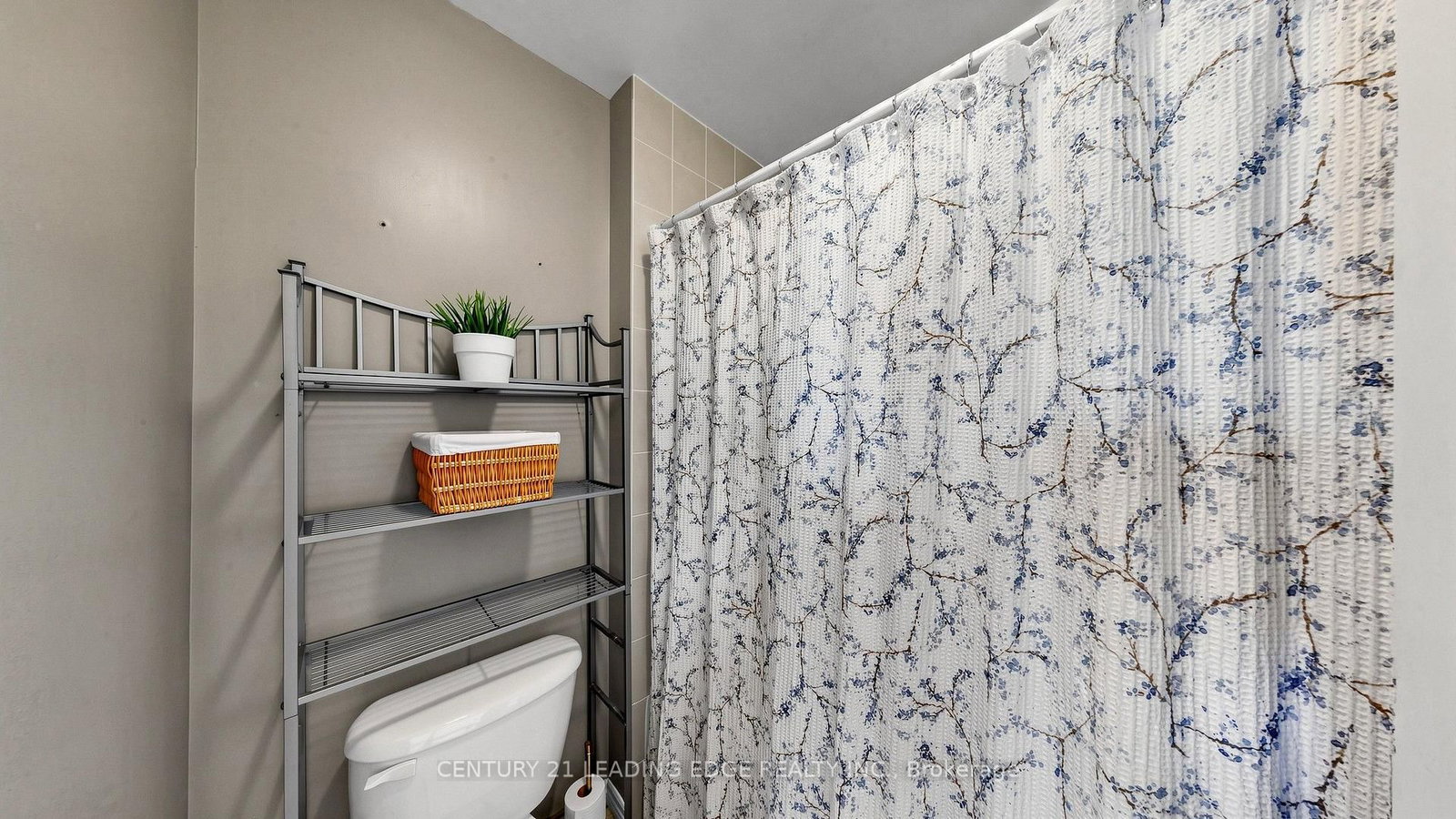 111 Waite Crescent • Whitchurch-Stouffville, ON photo 45