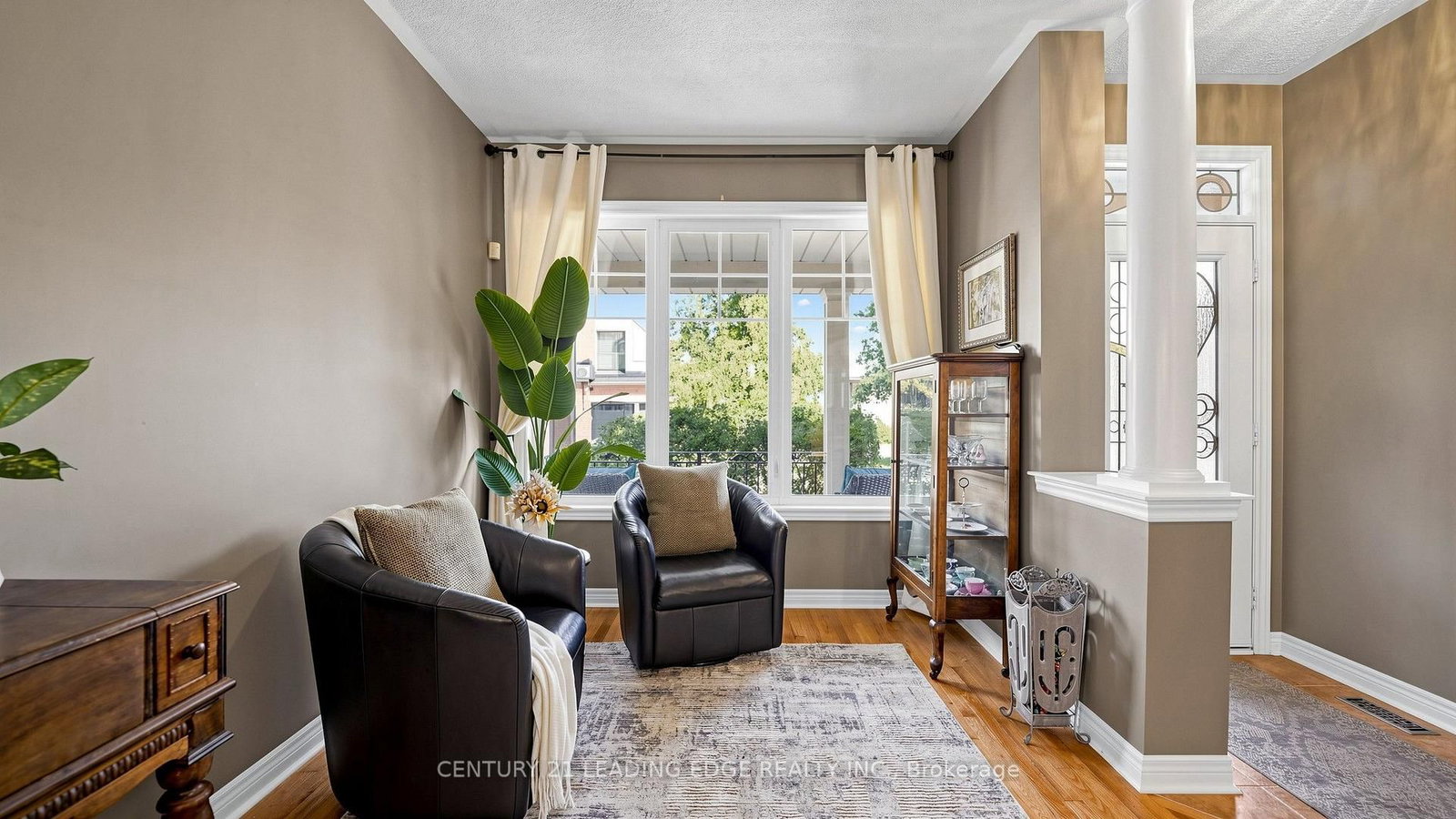 111 Waite Crescent • Whitchurch-Stouffville, ON photo 6