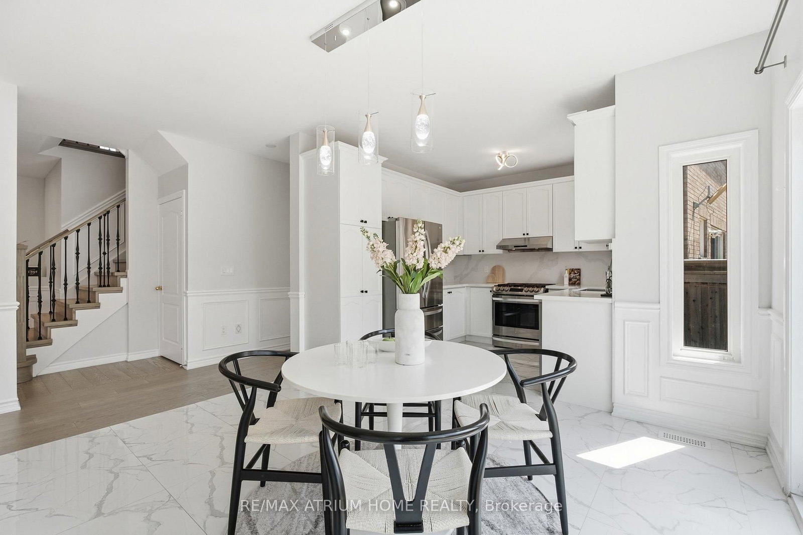 526 Mavrinac Boulevard • Aurora, ON photo 15