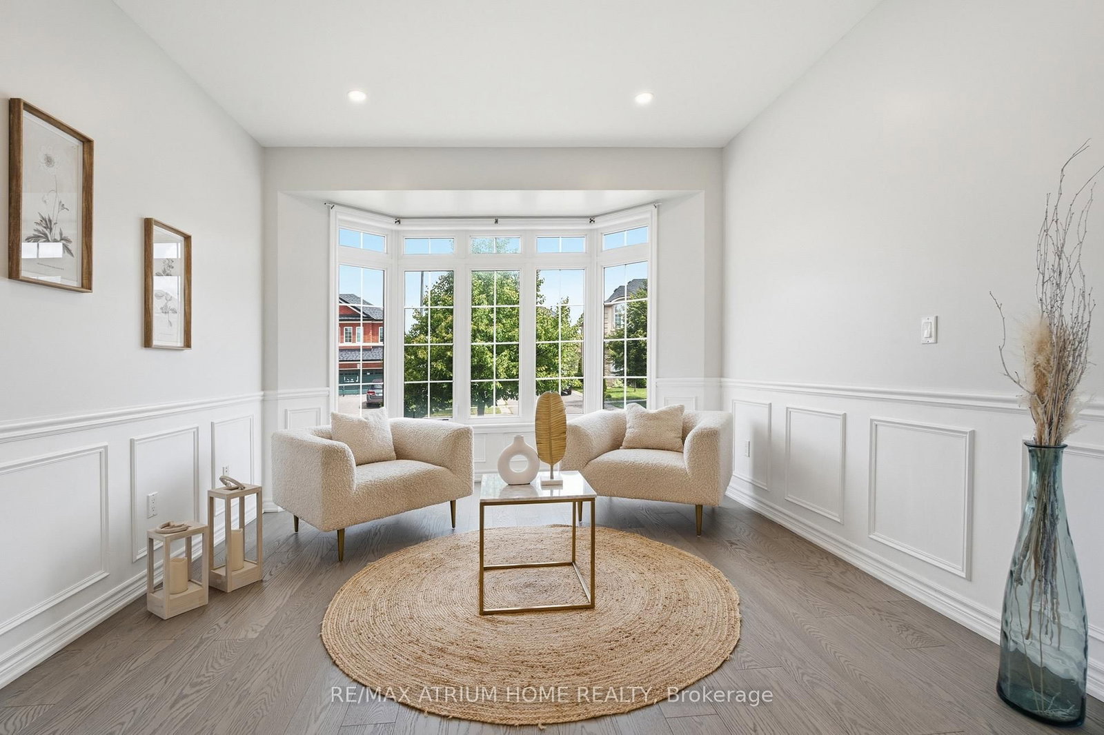526 Mavrinac Boulevard • Aurora, ON photo 6