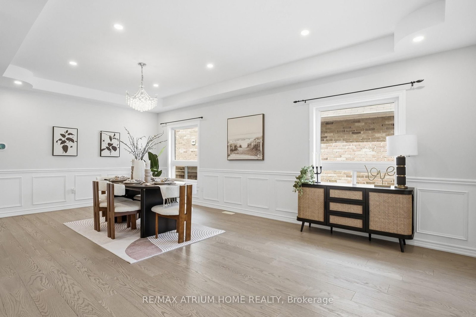 526 Mavrinac Boulevard • Aurora, ON photo 9