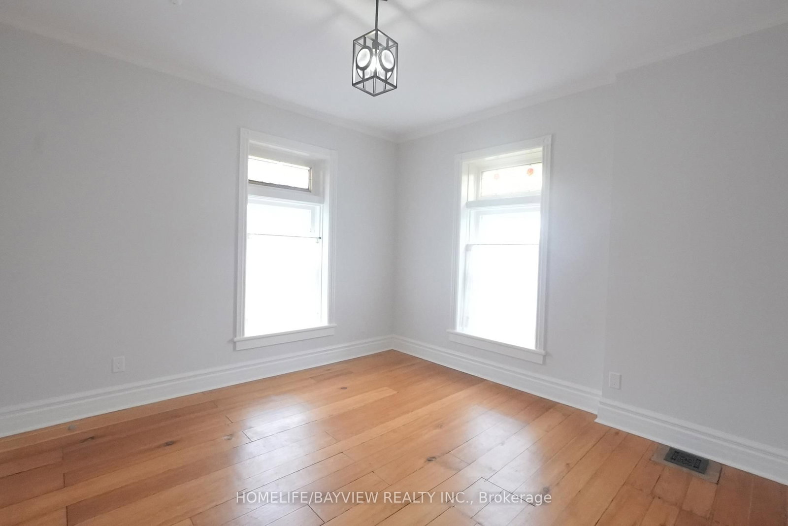 180 & 188 Main Street N • Markham, ON photo 39