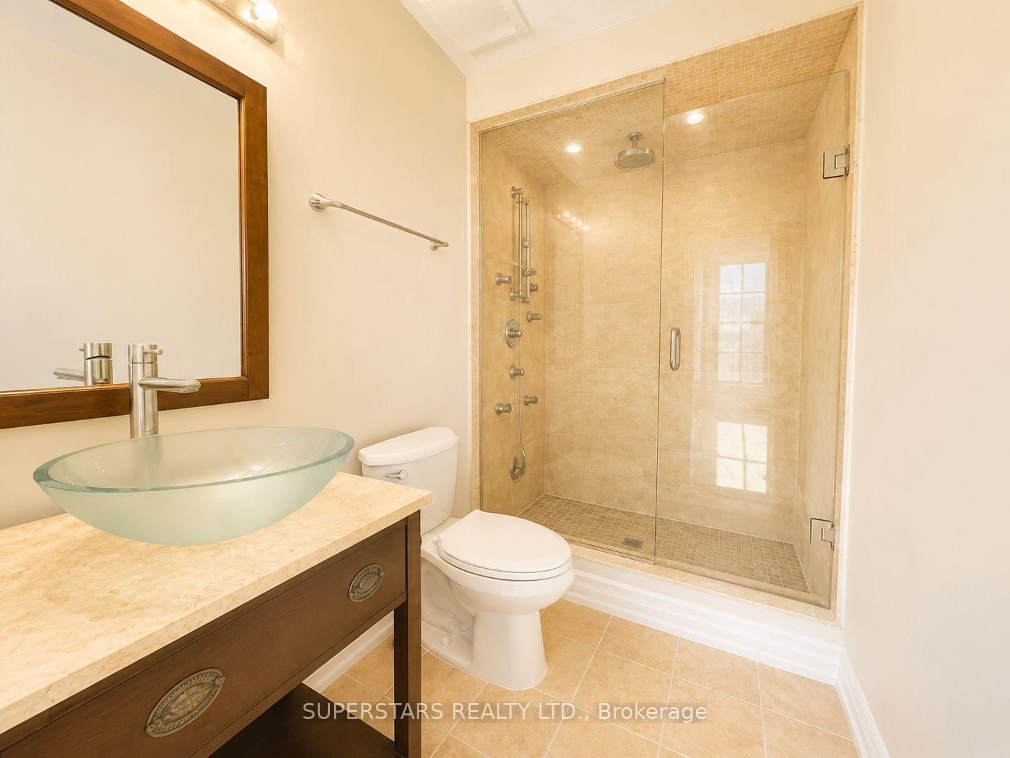 10 Post Oak Drive • #18 • Richmond Hill, ON photo 12