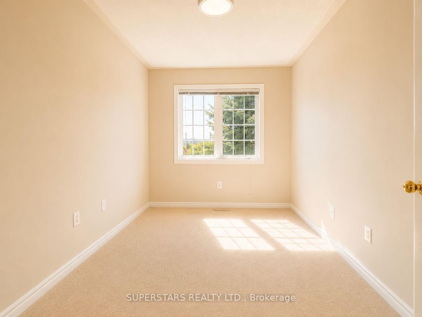 10 Post Oak Drive • #18 • Richmond Hill, ON photo 14
