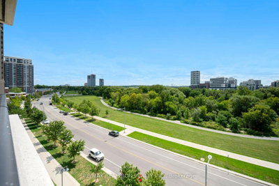 15 Water Walk Drive • #715 • Markham, ON photo 7