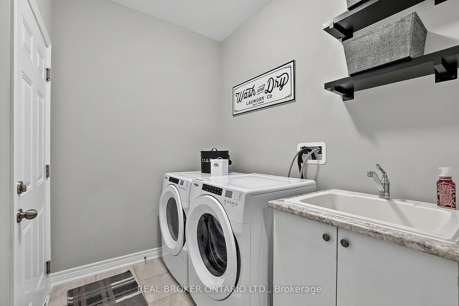313 Silk Twist Drive • East Gwillimbury, ON photo 15