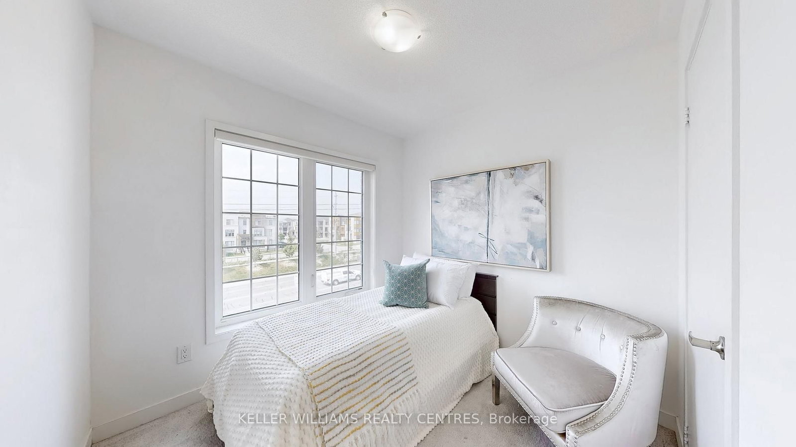 189 Harding Park Street • Newmarket, ON photo 16