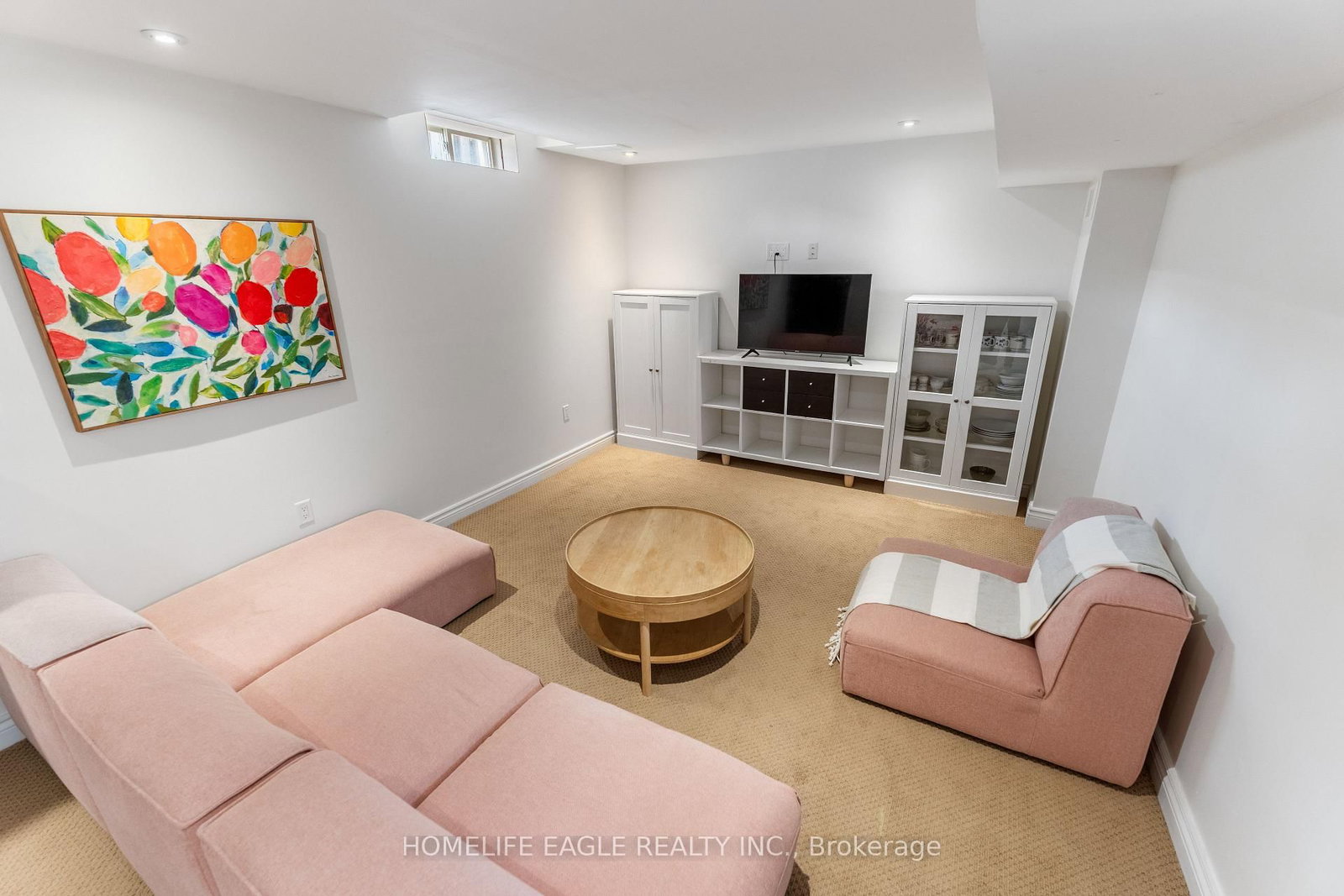 135 Wainscot Avenue • Newmarket, ON photo 18