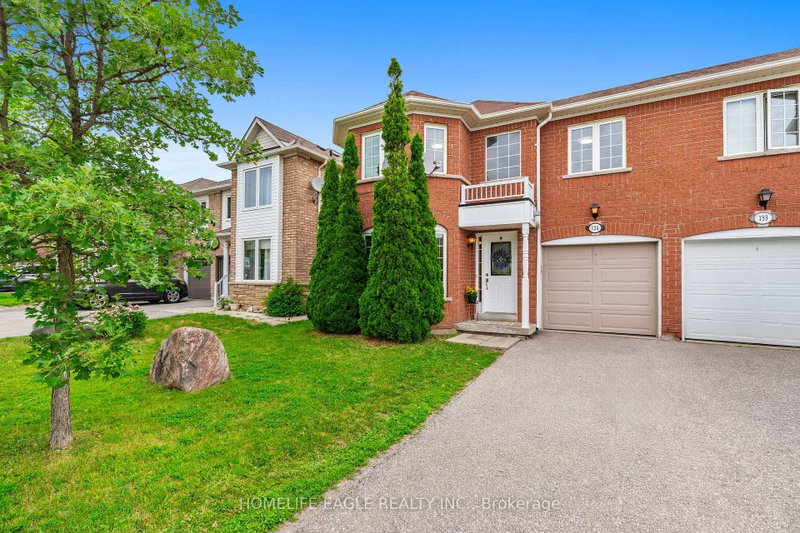 135 Wainscot Avenue