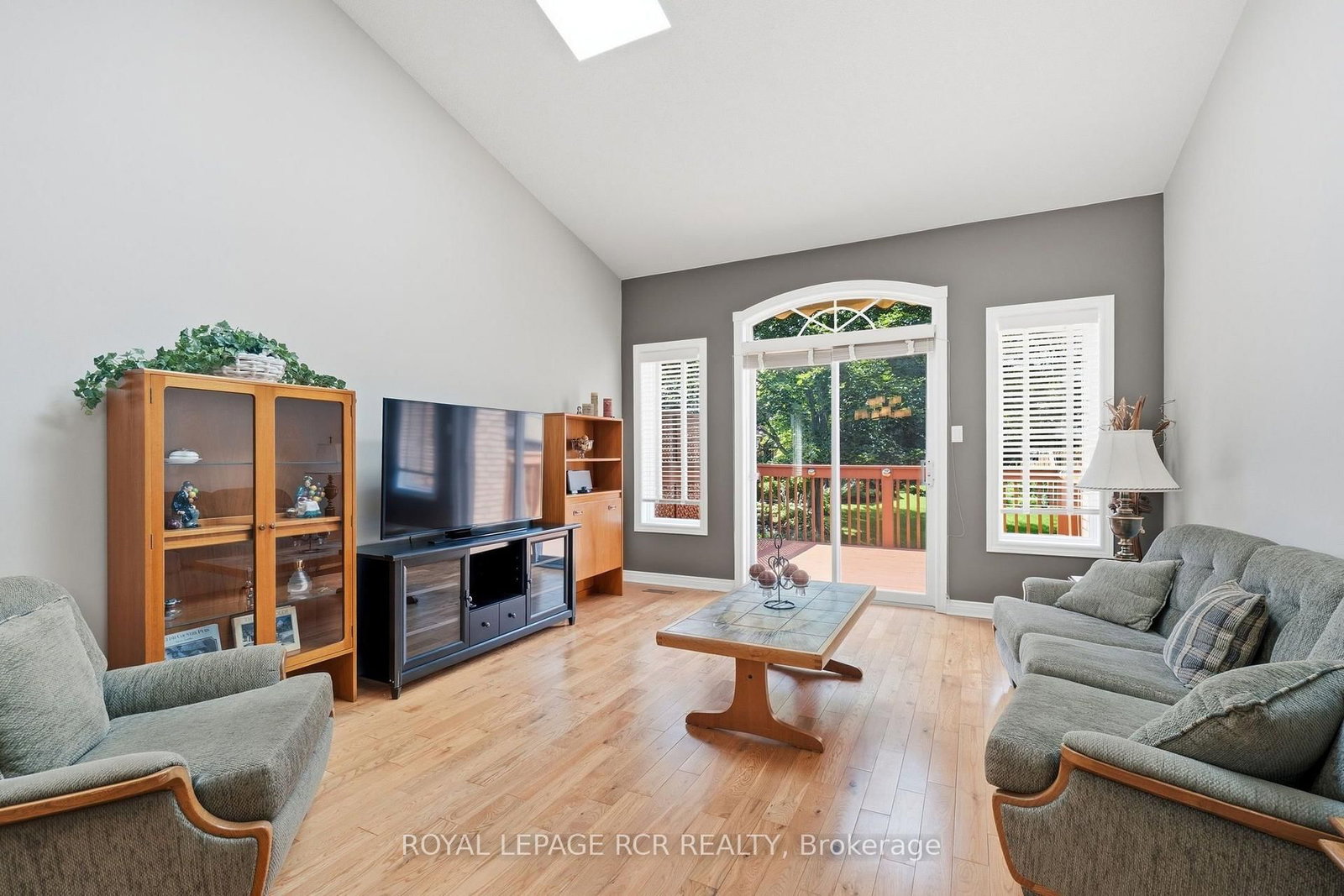 46 Sunset Boulevard • New Tecumseth, ON photo 17