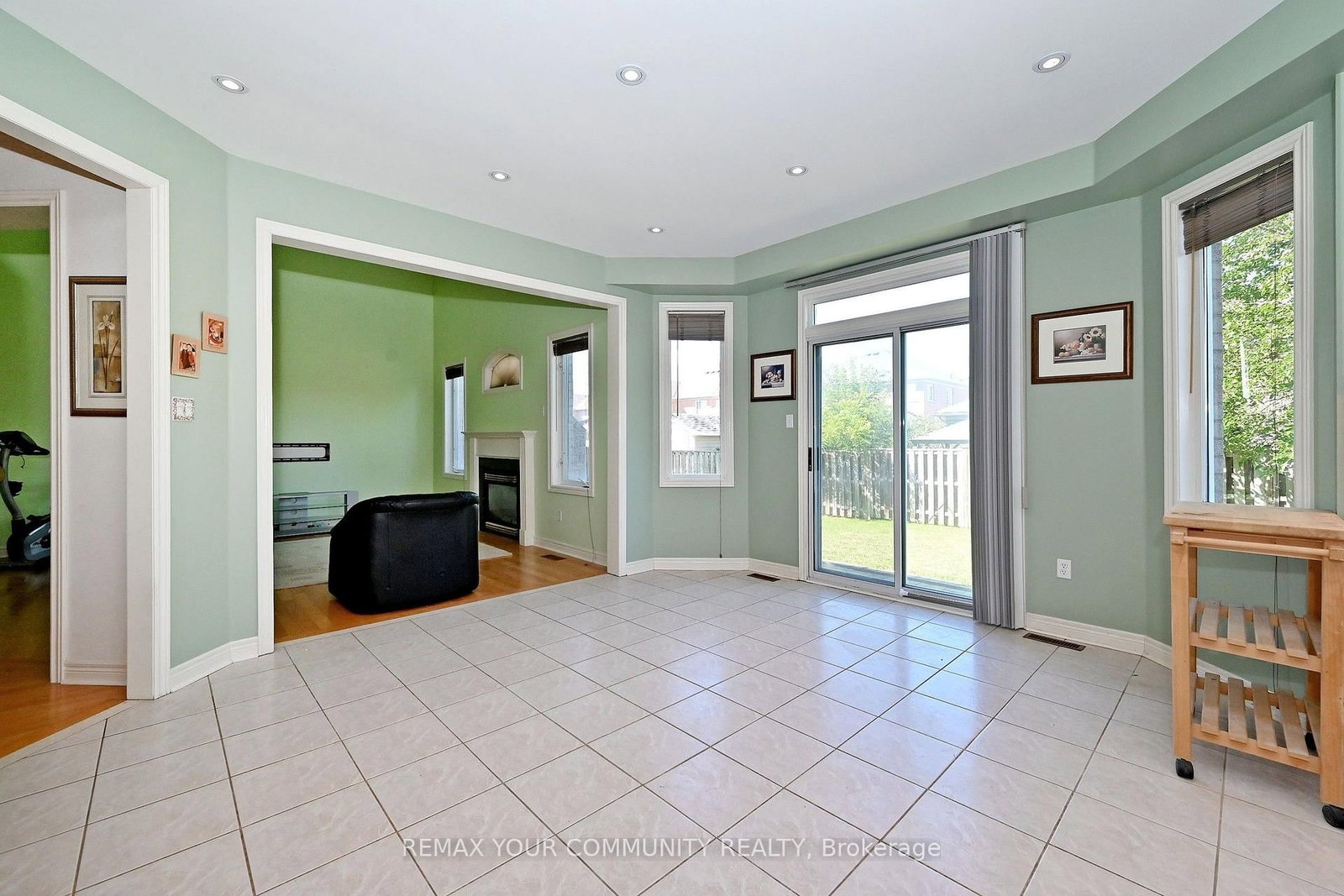 14 Houser Street • Markham, ON photo 11
