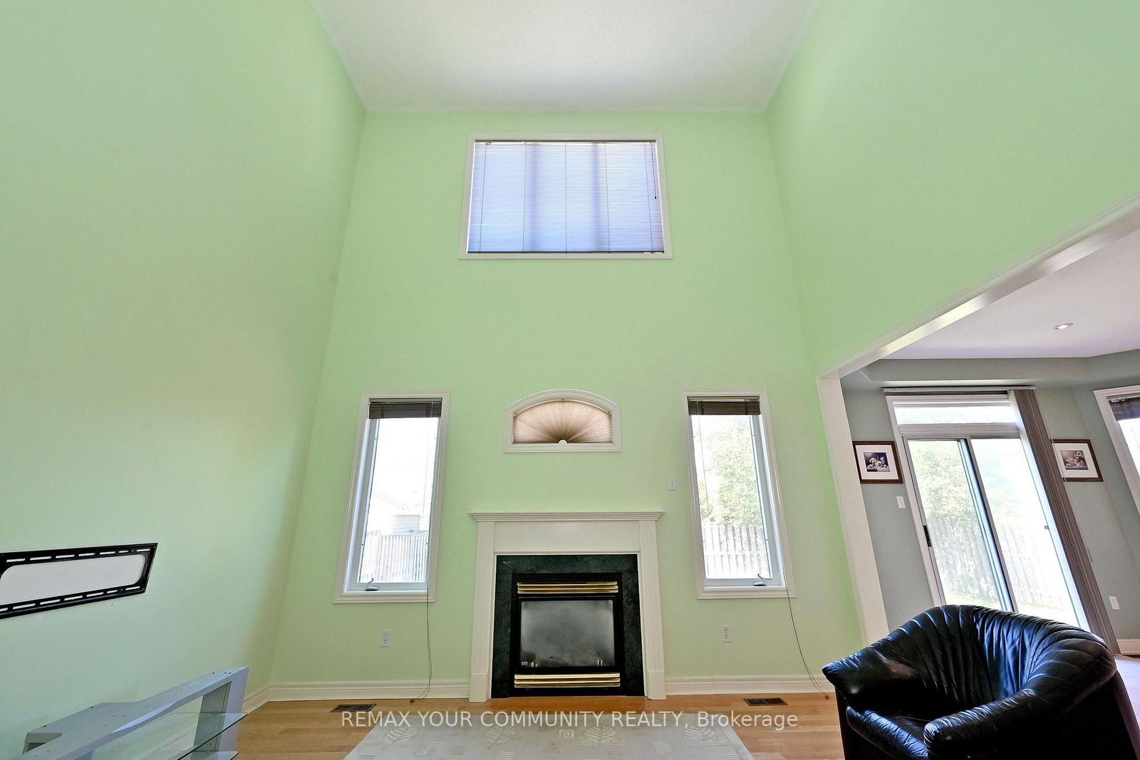 14 Houser Street • Markham, ON photo 12