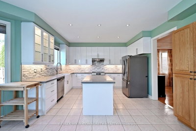 14 Houser Street • Markham, ON photo 8