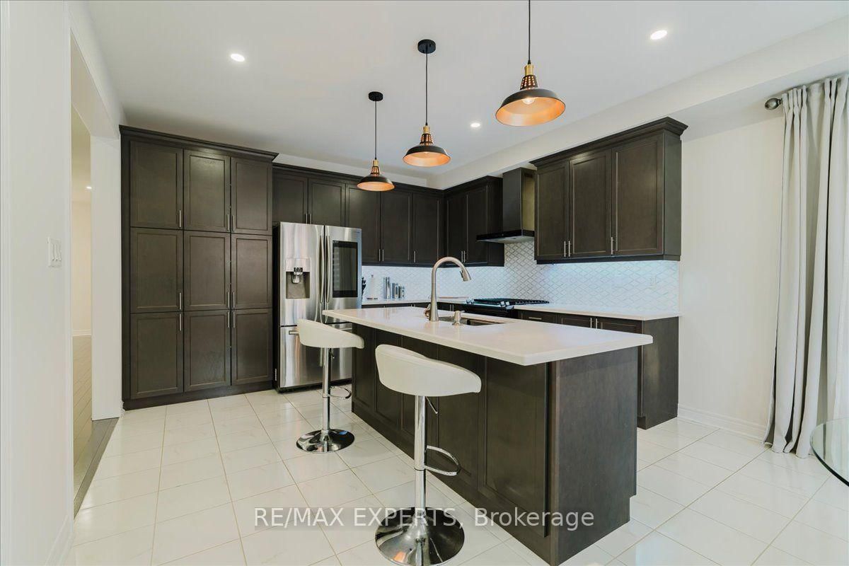 43 Lewis Avenue • Bradford West Gwillimbury, ON photo 13