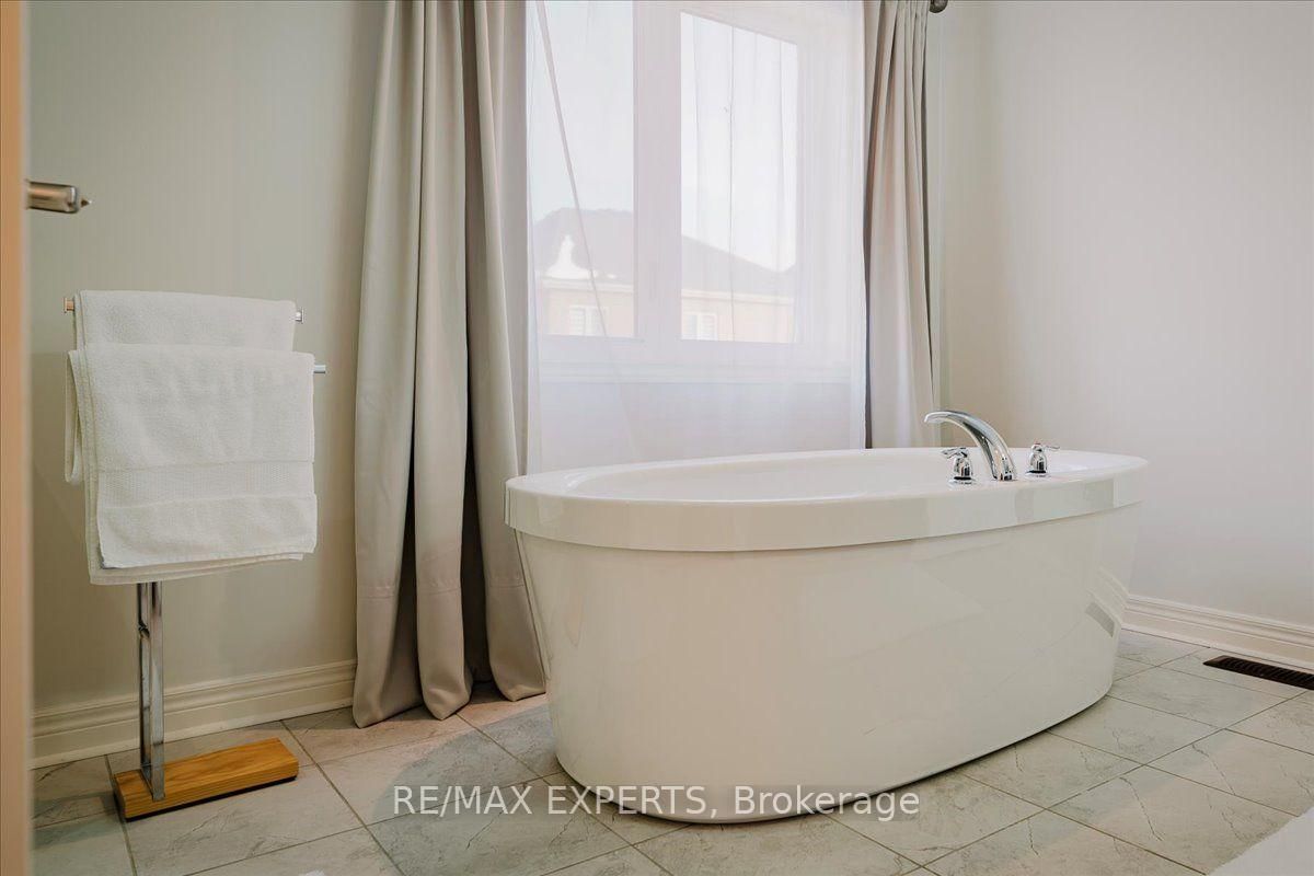 43 Lewis Avenue • Bradford West Gwillimbury, ON photo 29