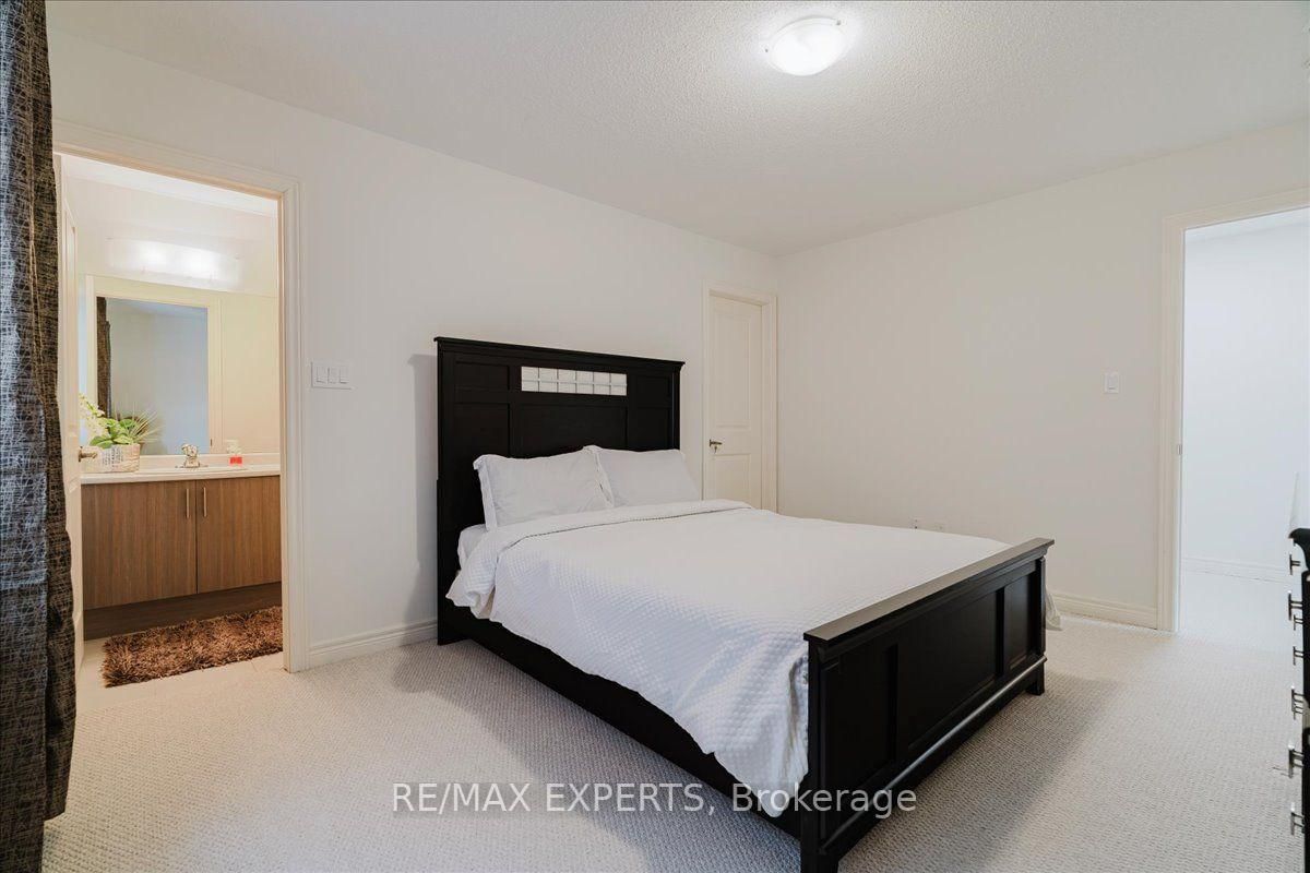 43 Lewis Avenue • Bradford West Gwillimbury, ON photo 34