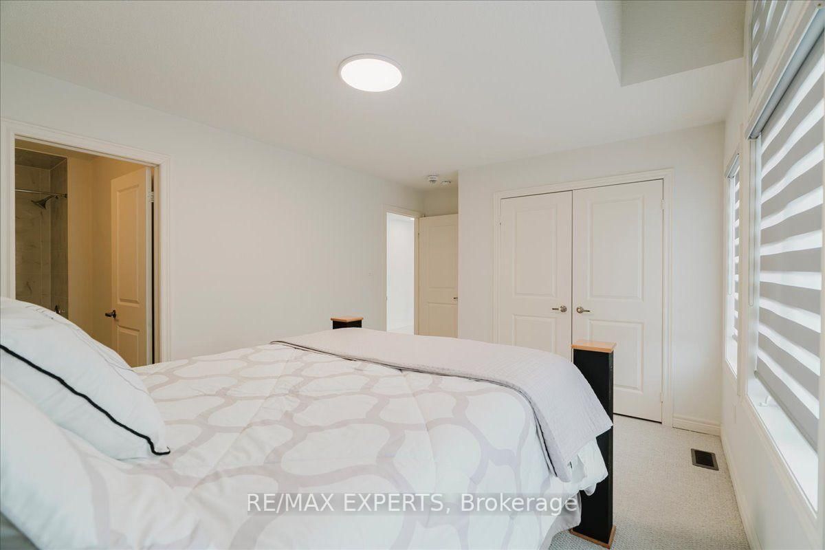 43 Lewis Avenue • Bradford West Gwillimbury, ON photo 37