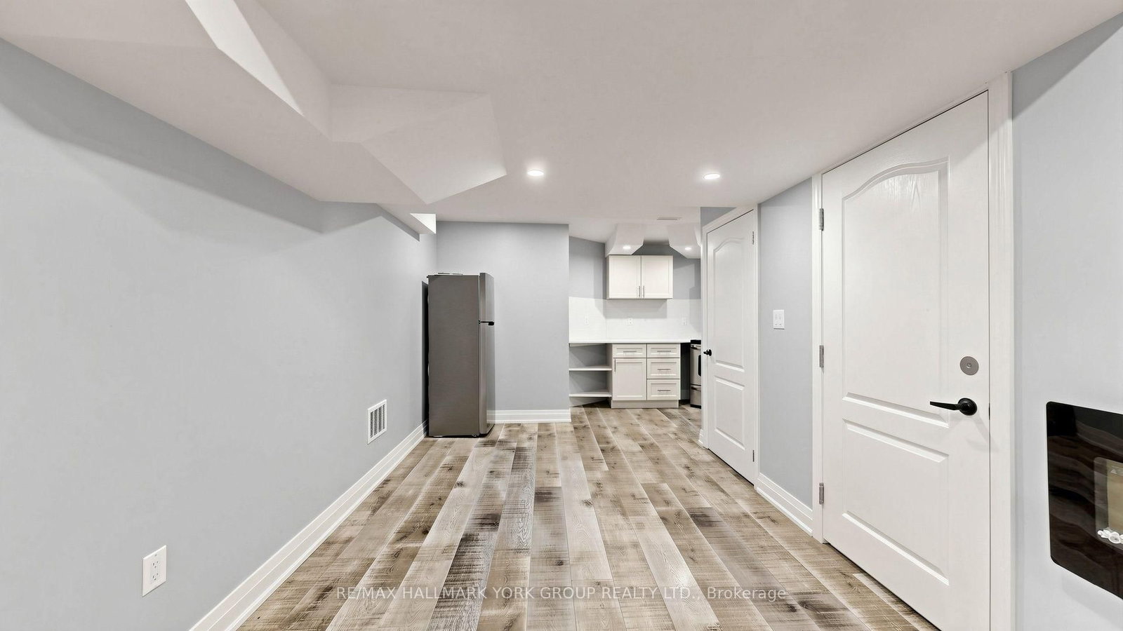 BSMT - 186 Wainscot Avenue, Newmarket 4