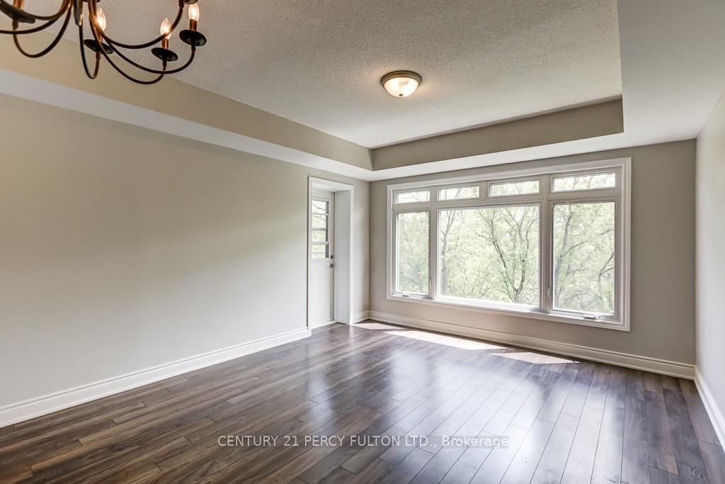 149 Church Street • #304 • King, ON photo 15