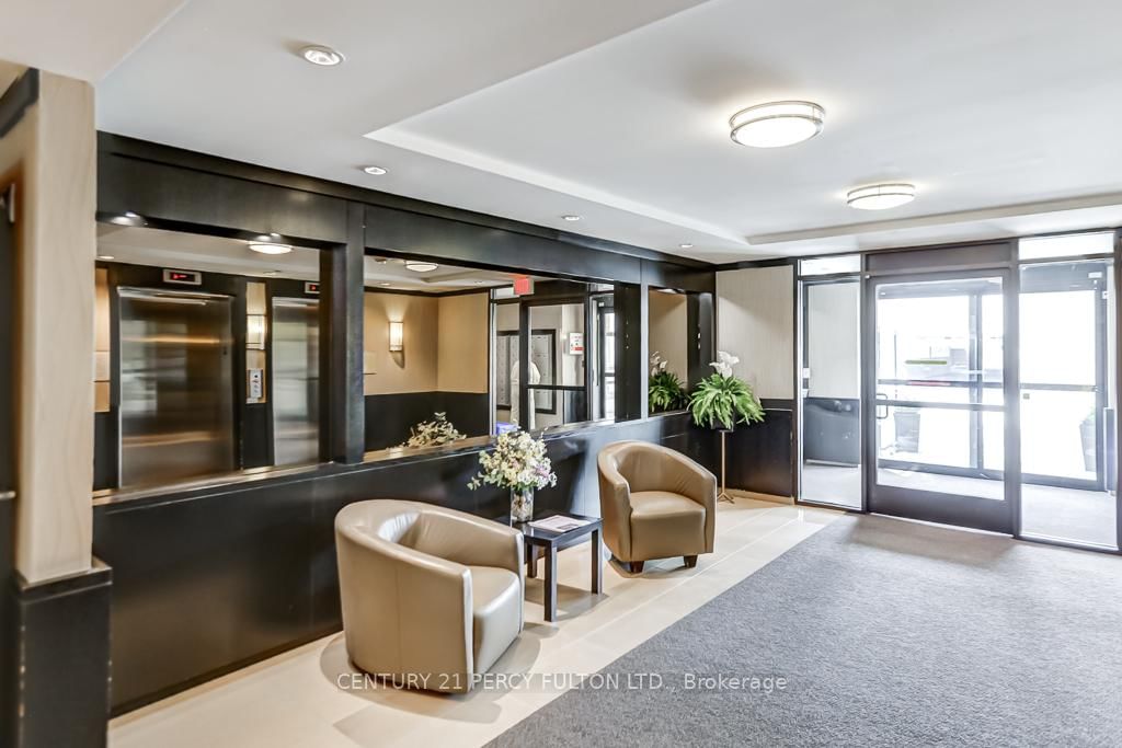 149 Church Street • #304 • King, ON photo 3