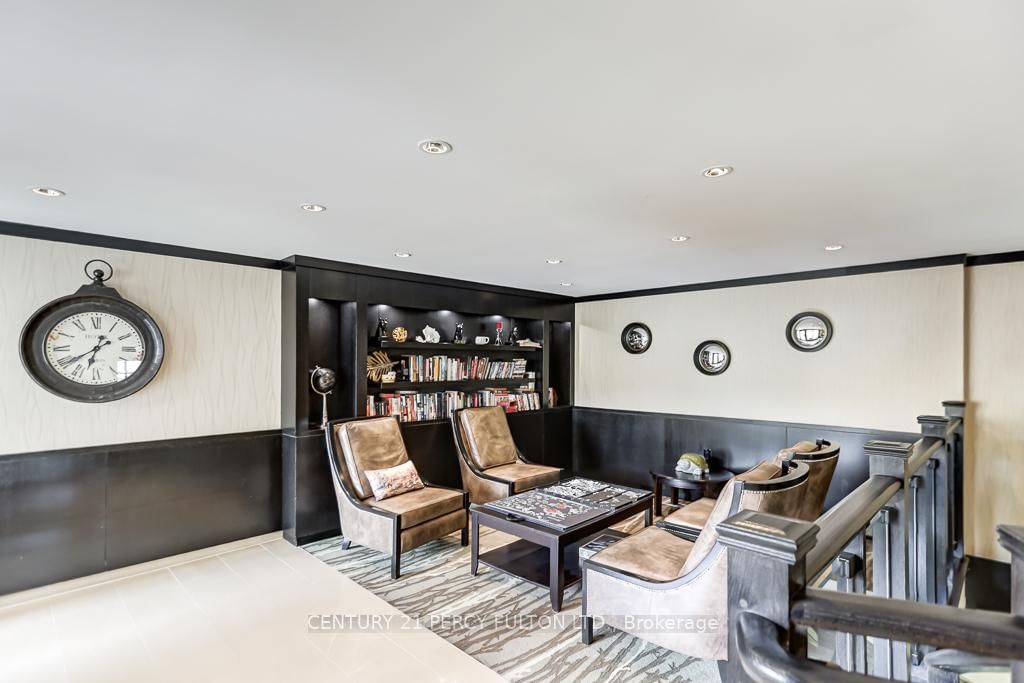 149 Church Street • #304 • King, ON photo 5