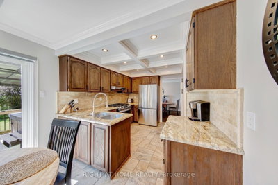 71 South Balsam Street • Uxbridge, ON photo 6