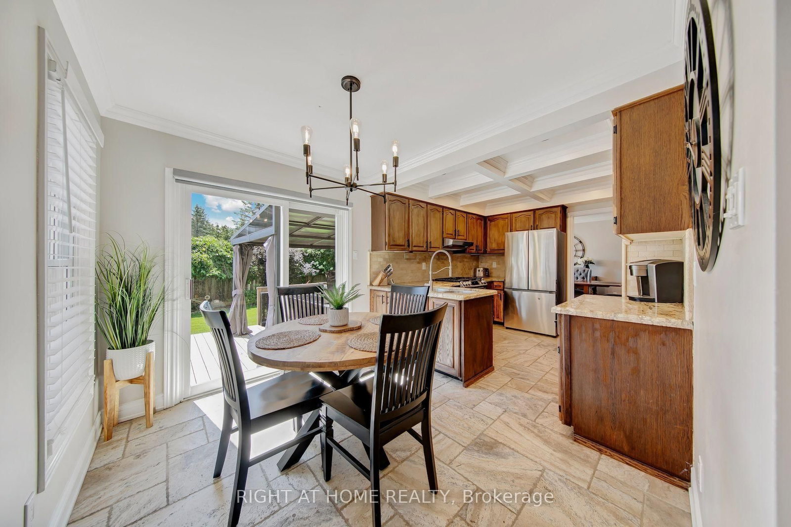71 South Balsam Street • Uxbridge, ON photo 9