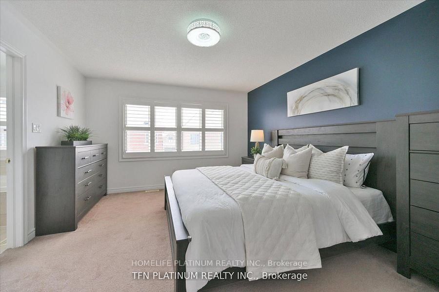 29 Brown Lane • Whitchurch-Stouffville, ON photo 19