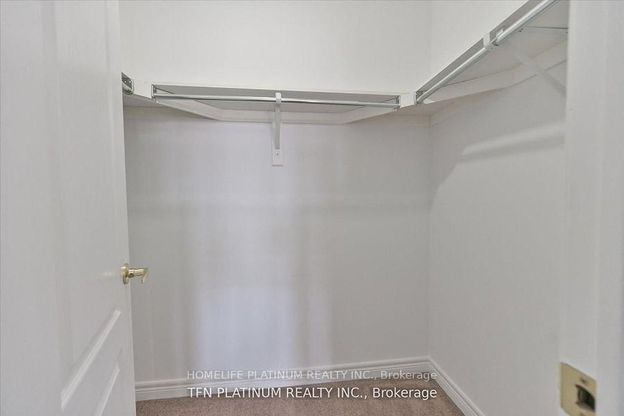 29 Brown Lane • Whitchurch-Stouffville, ON photo 24