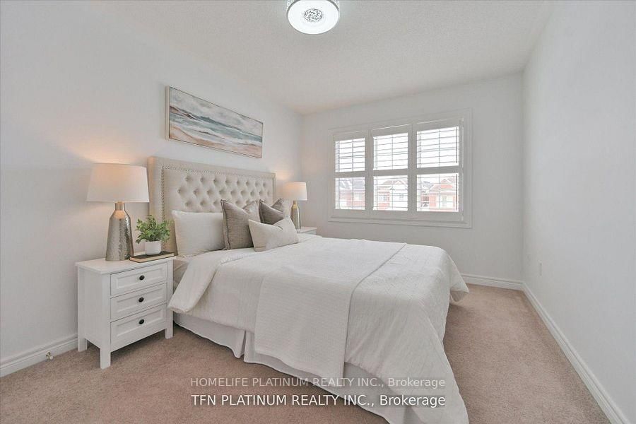 29 Brown Lane • Whitchurch-Stouffville, ON photo 26