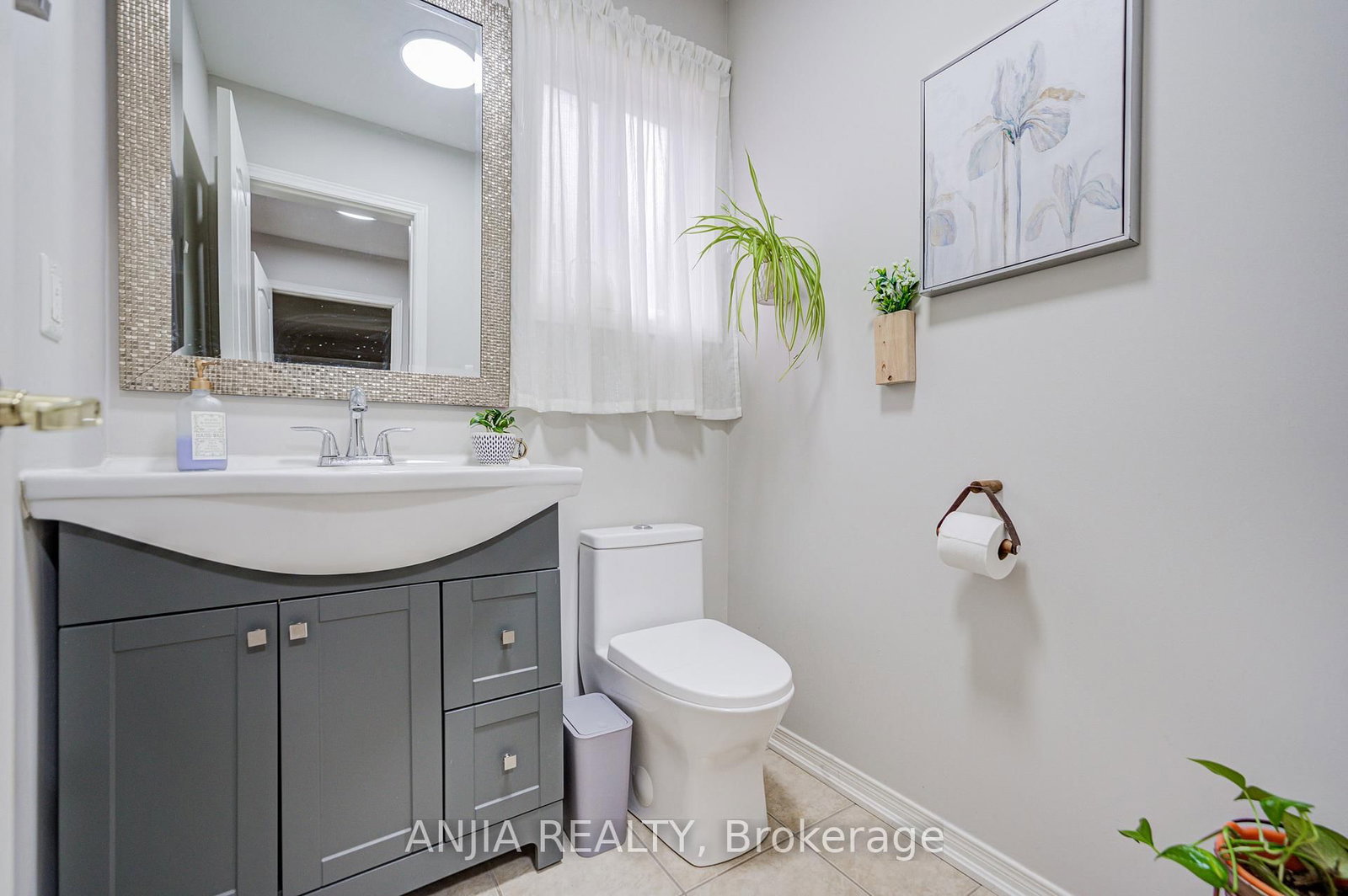 29 Butterwood Lane • Whitchurch-Stouffville, ON photo 11