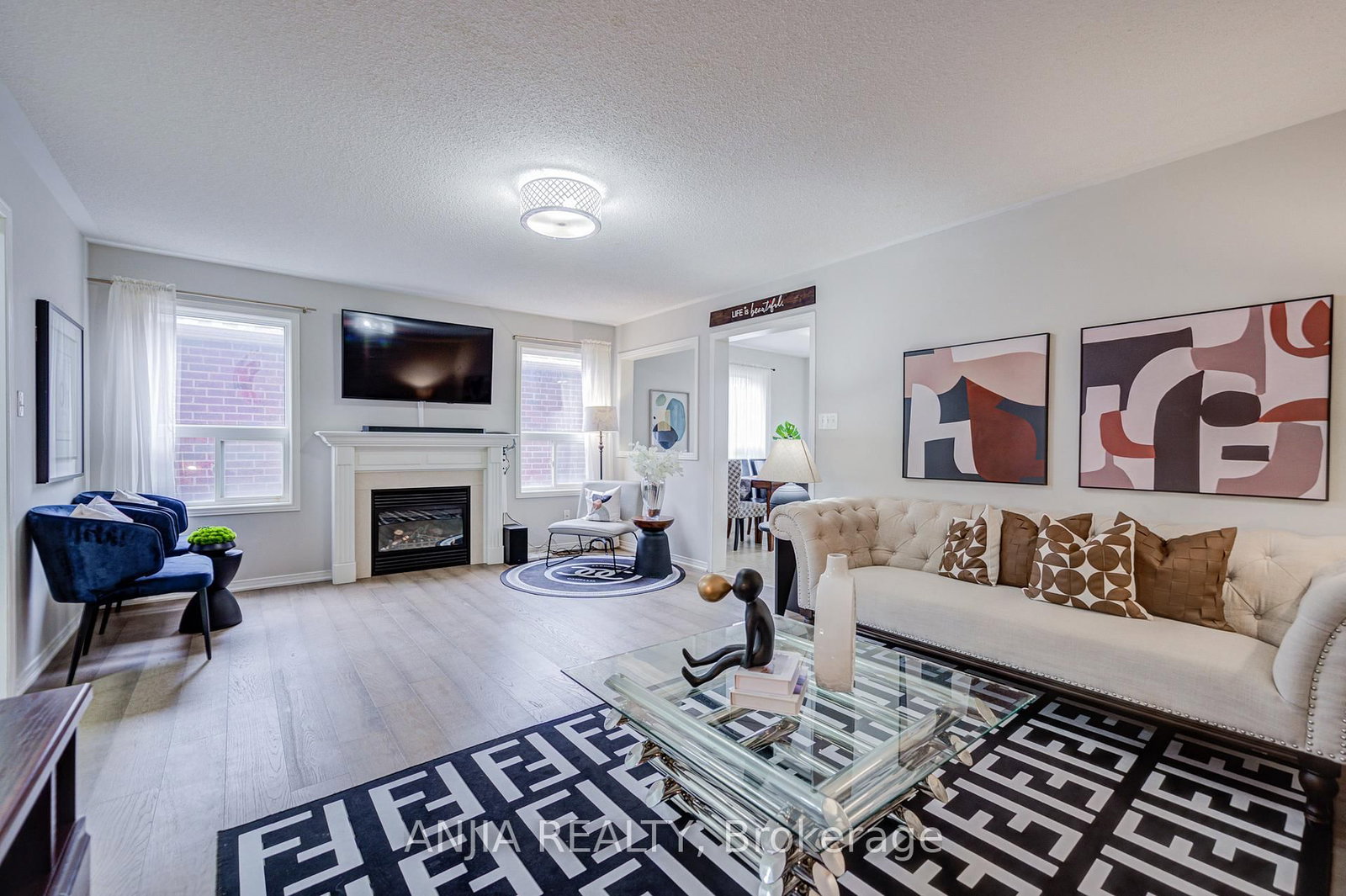 29 Butterwood Lane • Whitchurch-Stouffville, ON photo 15