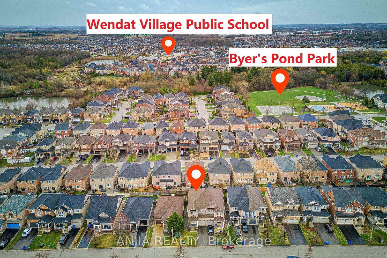 29 Butterwood Lane • Whitchurch-Stouffville, ON photo 3
