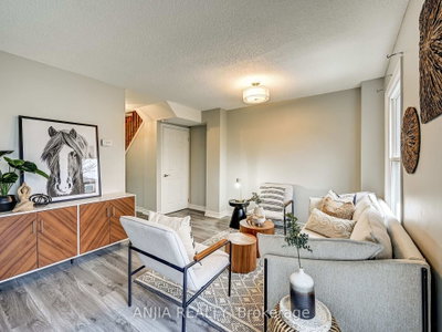 61 Sorrell Crescent • Markham, ON photo 5