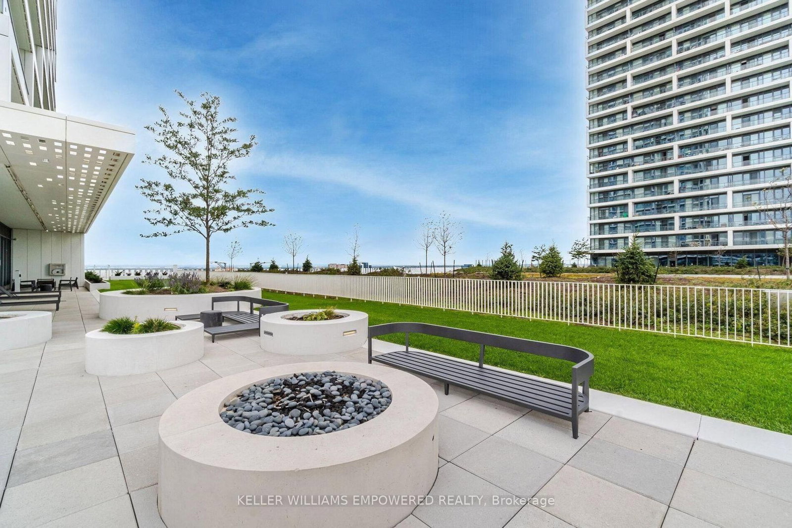 5 Buttermill Avenue • #2501 • Vaughan, ON photo 27