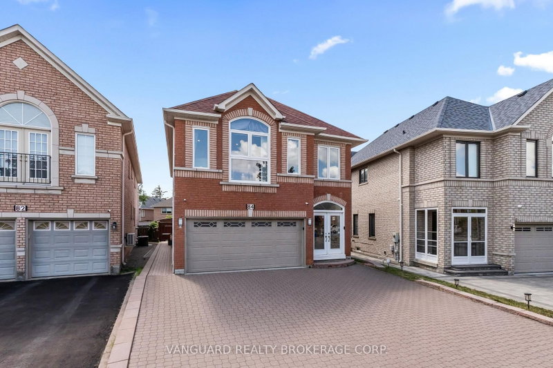 84 Sapphire Drive