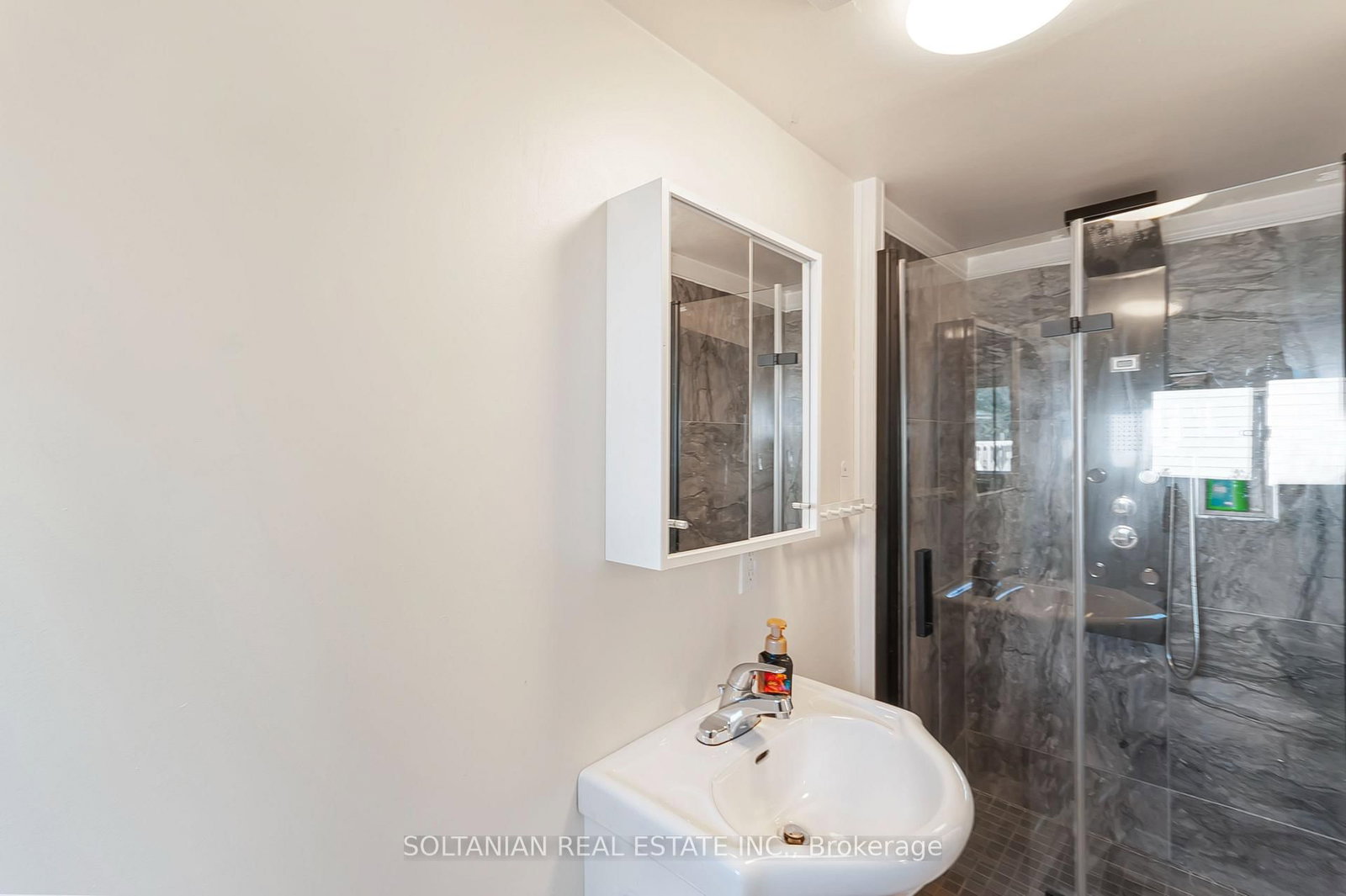 92 Victoria Avenue • Brock, ON photo 15
